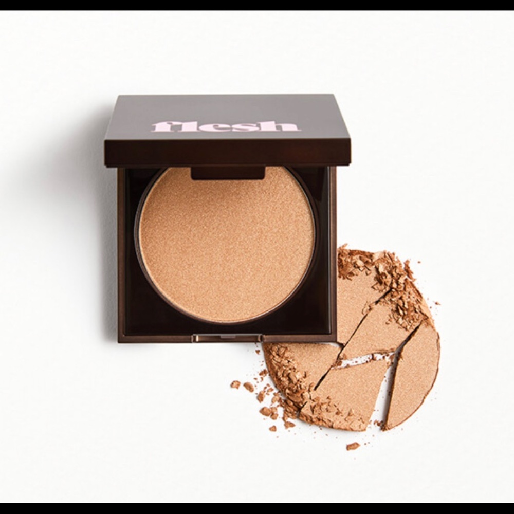 Golden Bronze Flesh Highlighting Powder ✨ in Rise NWT